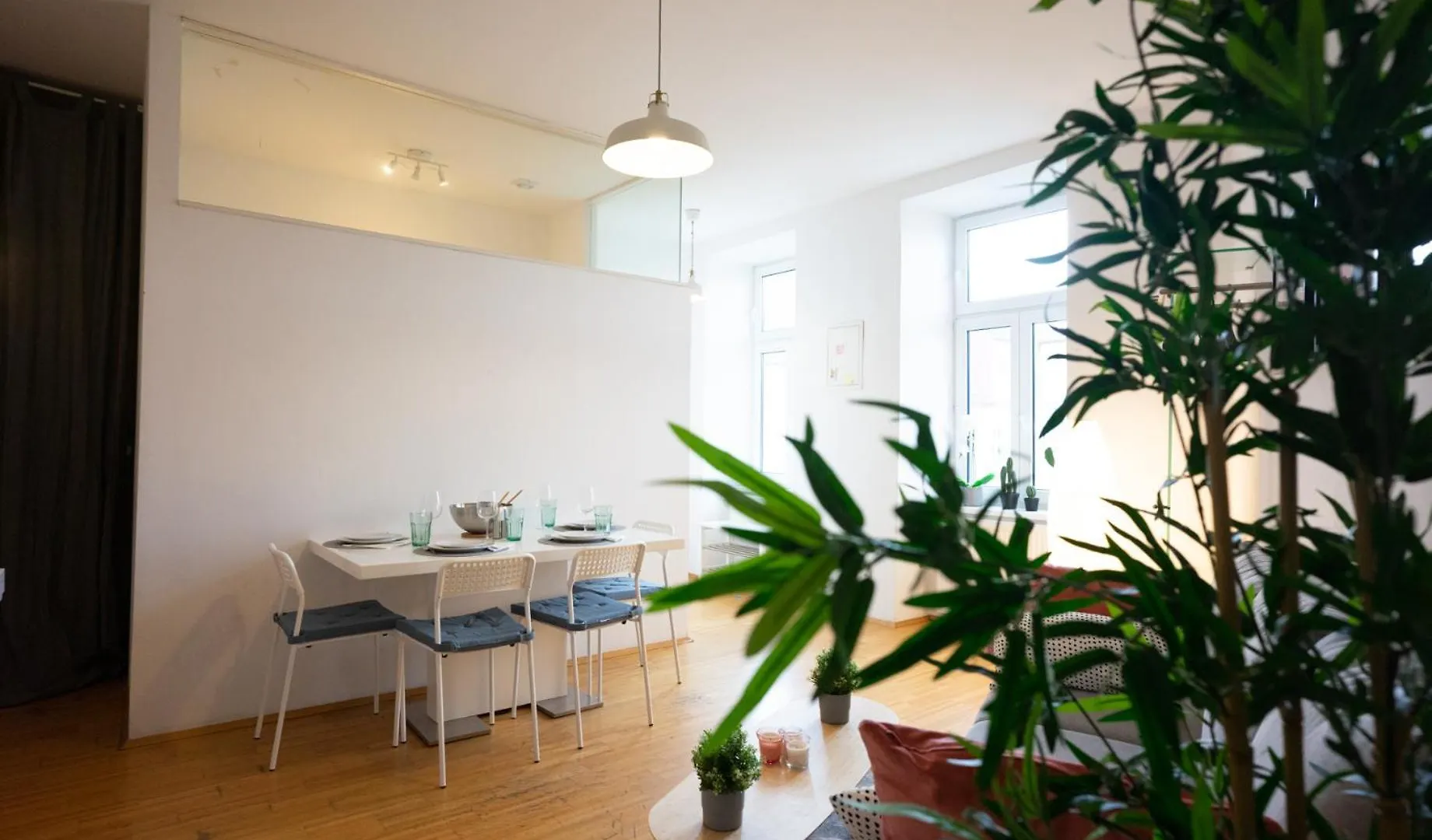 Modern 3 Bedroom Apartment In City Center Vienna 0*,